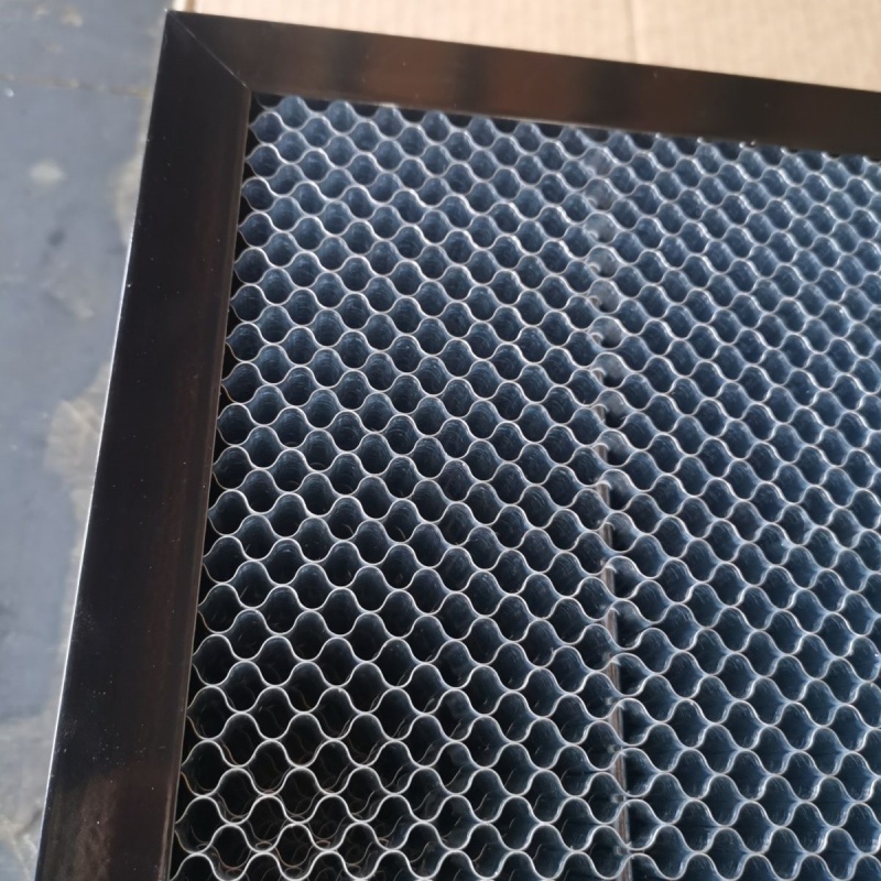 Mesin Ukir Laser Sarang Lebah  - Honeycomb Laser Bed ulasan dan harga